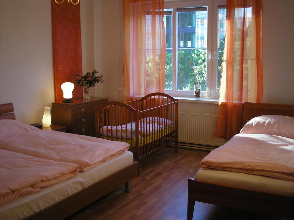 Vacation Apartment Up To 10 Bratislava Bilik gambar