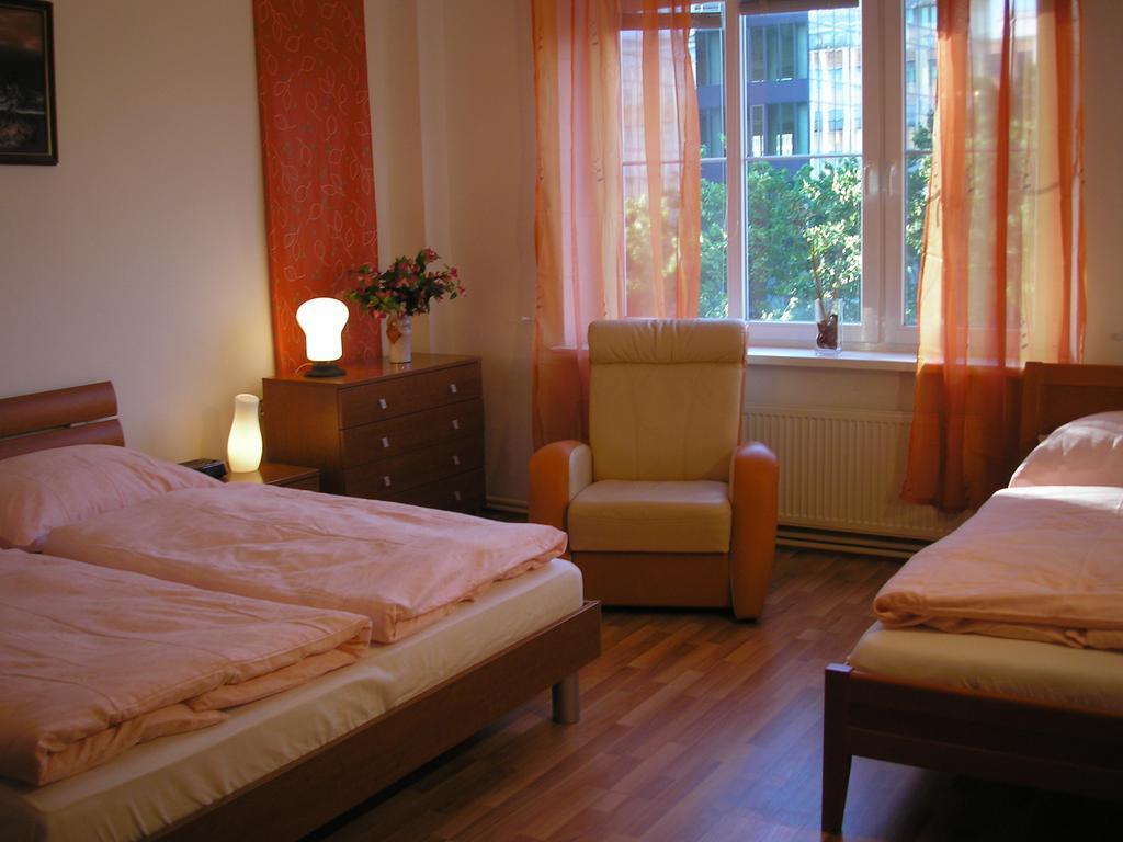 Vacation Apartment Up To 10 Bratislava Bilik gambar